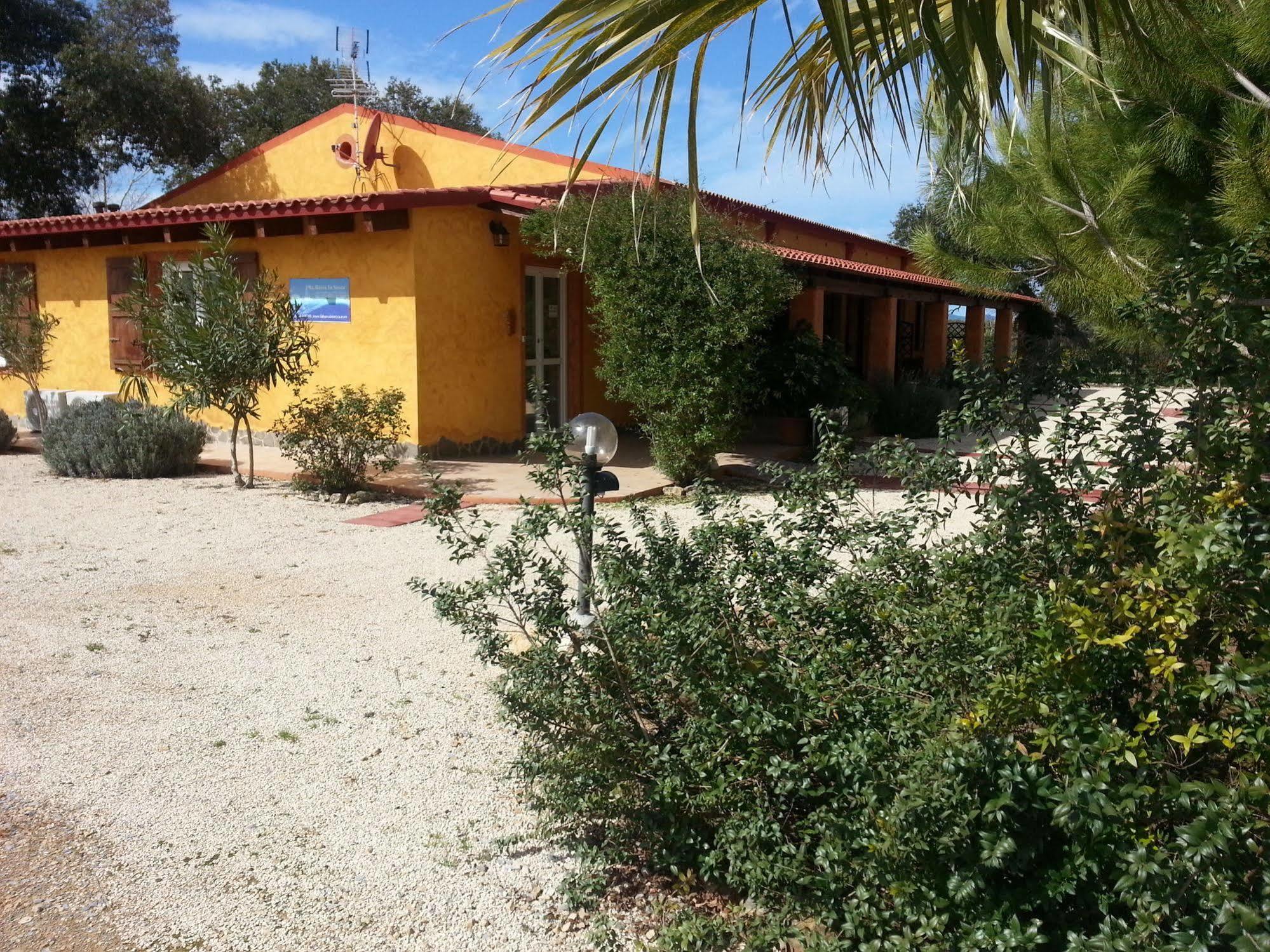 Agriturismo La Barca In Secca Olmedo Exteriér fotografie
